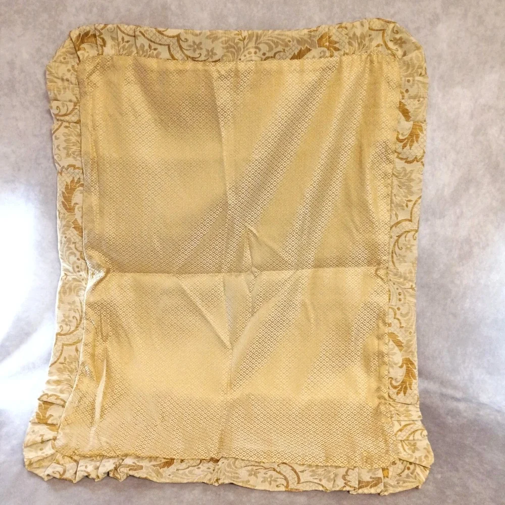 Croscill Excelsior Gold Paisley Scroll (2) Standard Pillow Shams Cording Ruffle